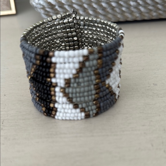 Tommy Bahama Silver and Gray Beaded Bracelet - Picture 1 of 3